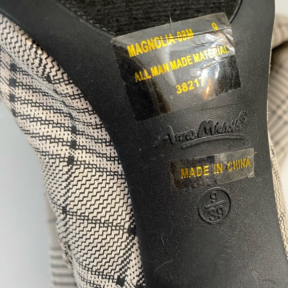 Magnolia by Anne Michelle, Plaid Thigh High Stiletto Sock Boots Wome size 9 - Picture 11 of 16